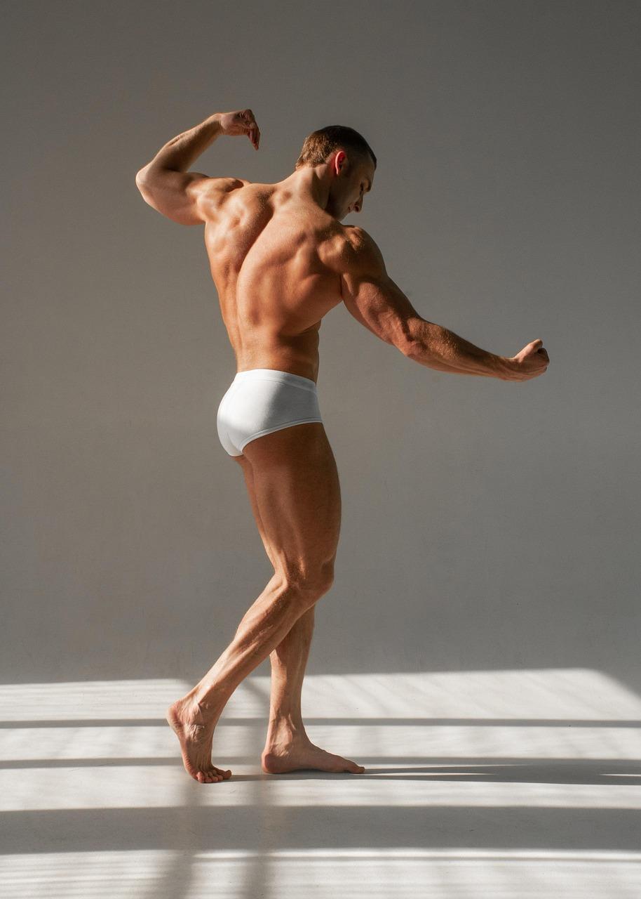 bodybuilder-6919631_1280.jpg